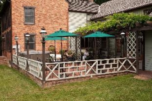 Baladerry Inn image 12